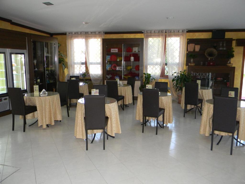 Hotel Mi.Ro. Casalnuovo Di Napoli Extérieur photo