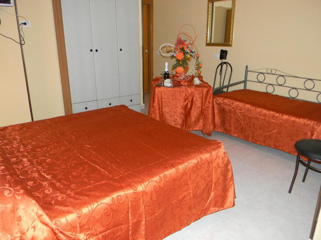 Hotel Mi.Ro. Casalnuovo Di Napoli Chambre photo
